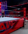 WWE_Monday_Night_RAW_2022_08_22_720p_HDTV_x264-Star_part_1_1914.jpg