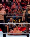 WWE_Monday_Night_RAW_2022_08_22_720p_HDTV_x264-Star_part_1_3250.jpg