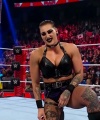 WWE_Monday_Night_RAW_2022_08_22_720p_HDTV_x264-Star_part_3_086.jpg