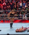 WWE_Monday_Night_RAW_2022_08_22_720p_HDTV_x264-Star_part_3_101.jpg