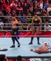 WWE_Monday_Night_RAW_2022_08_22_720p_HDTV_x264-Star_part_3_121.jpg