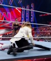 WWE_Monday_Night_RAW_2022_08_22_720p_HDTV_x264-Star_part_3_184.jpg