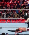 WWE_Monday_Night_RAW_2022_08_22_720p_HDTV_x264-Star_part_3_187.jpg