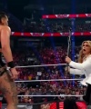 WWE_Monday_Night_RAW_2022_08_22_720p_HDTV_x264-Star_part_3_194.jpg