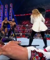 WWE_Monday_Night_RAW_2022_08_22_720p_HDTV_x264-Star_part_3_237.jpg