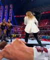 WWE_Monday_Night_RAW_2022_08_22_720p_HDTV_x264-Star_part_3_254.jpg