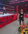 WWE_Monday_Night_RAW_2022_10_10_1080p_HDTV_x264-Star_0320.jpg