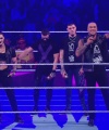 WWE_Monday_Night_RAW_2022_10_10_1080p_HDTV_x264-Star_1699.jpg
