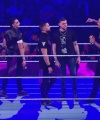 WWE_Monday_Night_RAW_2022_10_10_1080p_HDTV_x264-Star_1721.jpg