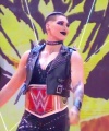 WWE_Monday_Night_Raw_2021_05_24_720p_HDTV_x264-NWCHD_0423.jpg