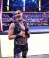 WWE_Monday_Night_Raw_2021_05_24_720p_HDTV_x264-NWCHD_0478.jpg