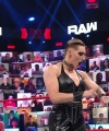 WWE_Monday_Night_Raw_2021_05_24_720p_HDTV_x264-NWCHD_0895.jpg