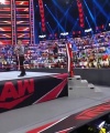 WWE_Monday_Night_Raw_2021_05_24_720p_HDTV_x264-NWCHD_1237.jpg