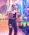 WWE_Monday_Night_Raw_2021_05_31_720p_HDTV_x264-NWCHD_0093.jpg