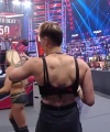 WWE_Monday_Night_Raw_2021_05_31_720p_HDTV_x264-NWCHD_1362.jpg