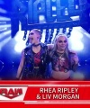 WWE_Monday_Night_Raw_2022_04_18_720p_HDTV_x264-NWCHD_0141.jpg
