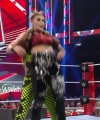 WWE_Monday_Night_Raw_2022_04_18_720p_HDTV_x264-NWCHD_1027.jpg
