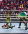 WWE_Monday_Night_Raw_2022_04_18_720p_HDTV_x264-NWCHD_1071.jpg