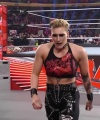 WWE_Monday_Night_Raw_2022_04_18_720p_HDTV_x264-NWCHD_1441.jpg