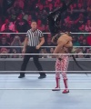 WWE_Monday_Night_Raw_2022_05_02_720p_HDTV_x264-NWCHD_2036.jpg