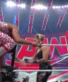 WWE_Monday_Night_Raw_2022_05_02_720p_HDTV_x264-NWCHD_2217.jpg
