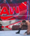 WWE_Monday_Night_Raw_2022_06_06_HDTV_x264-NWCHD_28329_1583.jpg