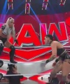 WWE_Monday_Night_Raw_2022_06_06_HDTV_x264-NWCHD_28329_1587.jpg