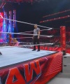 WWE_Monday_Night_Raw_2022_08_29_720p_HDTV_x264-NWCHD_0598.jpg