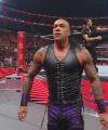 WWE_Monday_Night_Raw_2022_08_29_720p_HDTV_x264-NWCHD_1542.jpg