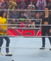 WWE_Monday_Night_Raw_2022_08_29_720p_HDTV_x264-NWCHD_2709.jpg