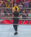 WWE_Monday_Night_Raw_2022_08_29_720p_HDTV_x264-NWCHD_2749.jpg
