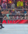 WWE_Monday_Night_Raw_2022_08_29_720p_HDTV_x264-NWCHD_2794.jpg