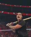 WWE_Monday_Night_Raw_2022_08_29_720p_HDTV_x264-NWCHD_2951.jpg