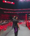 WWE_Monday_Night_Raw_2022_11_14_1080p_HDTV_x264-NWCHD_part_2_0885.jpg
