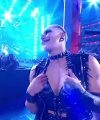 WWE_RAW_4th_April_2022_720p_WEBRip_h264_0325.jpg