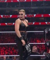 WWE_RAW_4th_April_2022_720p_WEBRip_h264_0409.jpg