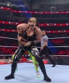 WWE_RAW_4th_April_2022_720p_WEBRip_h264_0439.jpg