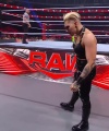 WWE_RAW_4th_April_2022_720p_WEBRip_h264_0727.jpg