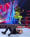 WWE_RAW_4th_April_2022_720p_WEBRip_h264_0828.jpg