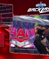 WWE_RAW_4th_April_2022_720p_WEBRip_h264_1295.jpg