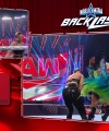 WWE_RAW_4th_April_2022_720p_WEBRip_h264_1299.jpg
