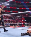 WWE_RAW_4th_April_2022_720p_WEBRip_h264_1489.jpg