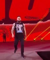 WWE_RAW_4th_April_2022_720p_WEBRip_h264_1633.jpg