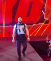 WWE_RAW_4th_April_2022_720p_WEBRip_h264_1638.jpg