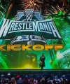 WWE_Wrestlemania_Kick_Off_000423.jpg