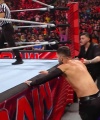 sportsnet-wwe_monday_night_raw_2022_10_03_1080p_web_h264_1587.jpg