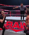 sportsnet-wwe_monday_night_raw_2022_10_17_1080p_web_h264_part_3_1175.jpg