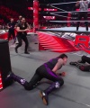 sportsnet-wwe_monday_night_raw_2022_10_17_1080p_web_h264_part_3_1220.jpg