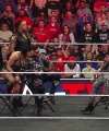 sportsnet-wwe_monday_night_raw_2023-01-09_1080p_web_h264_part_3_0957.jpg