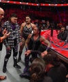 sportsnet-wwe_monday_night_raw_2023-01-09_1080p_web_h264_part_3_5270.jpg